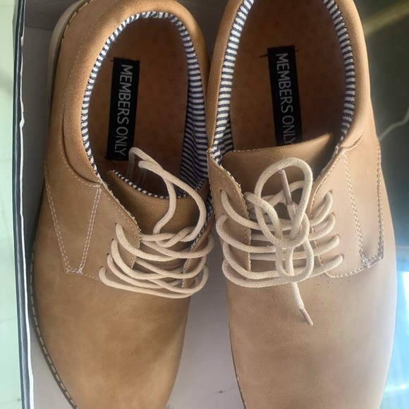 Men’s members only brand. Size 10 - Picture 2 of 5